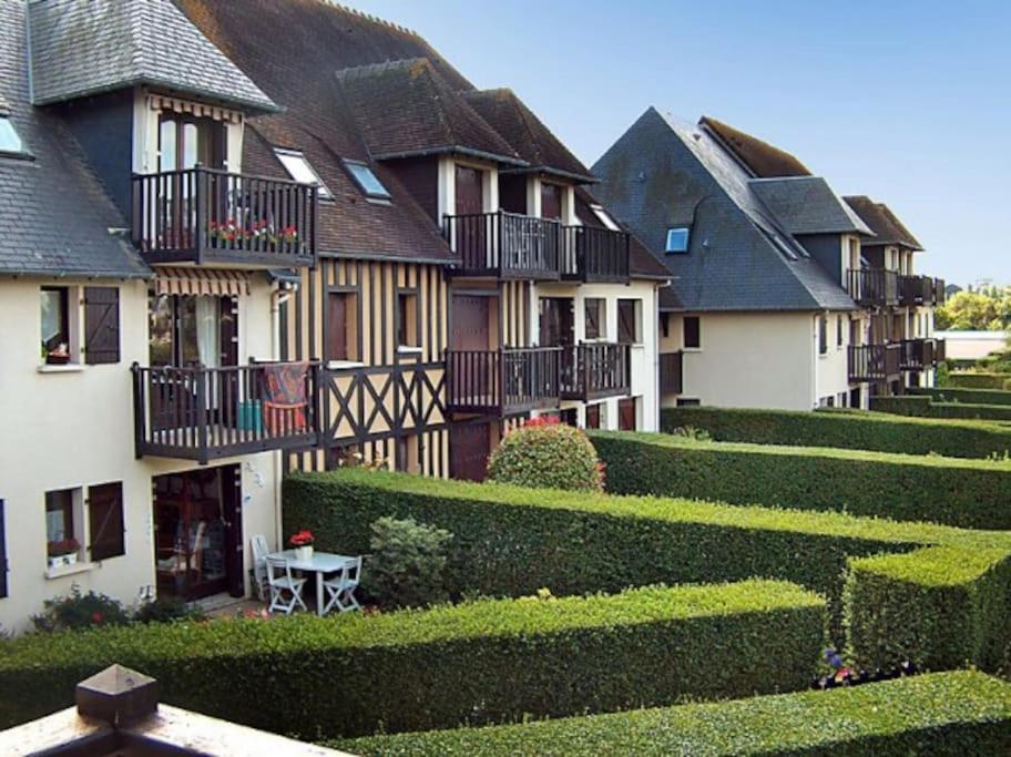 Ravissant Cottage Avec Jardin, Refait A Neuf, 2 A 5 Pers Cabourg Esterno foto